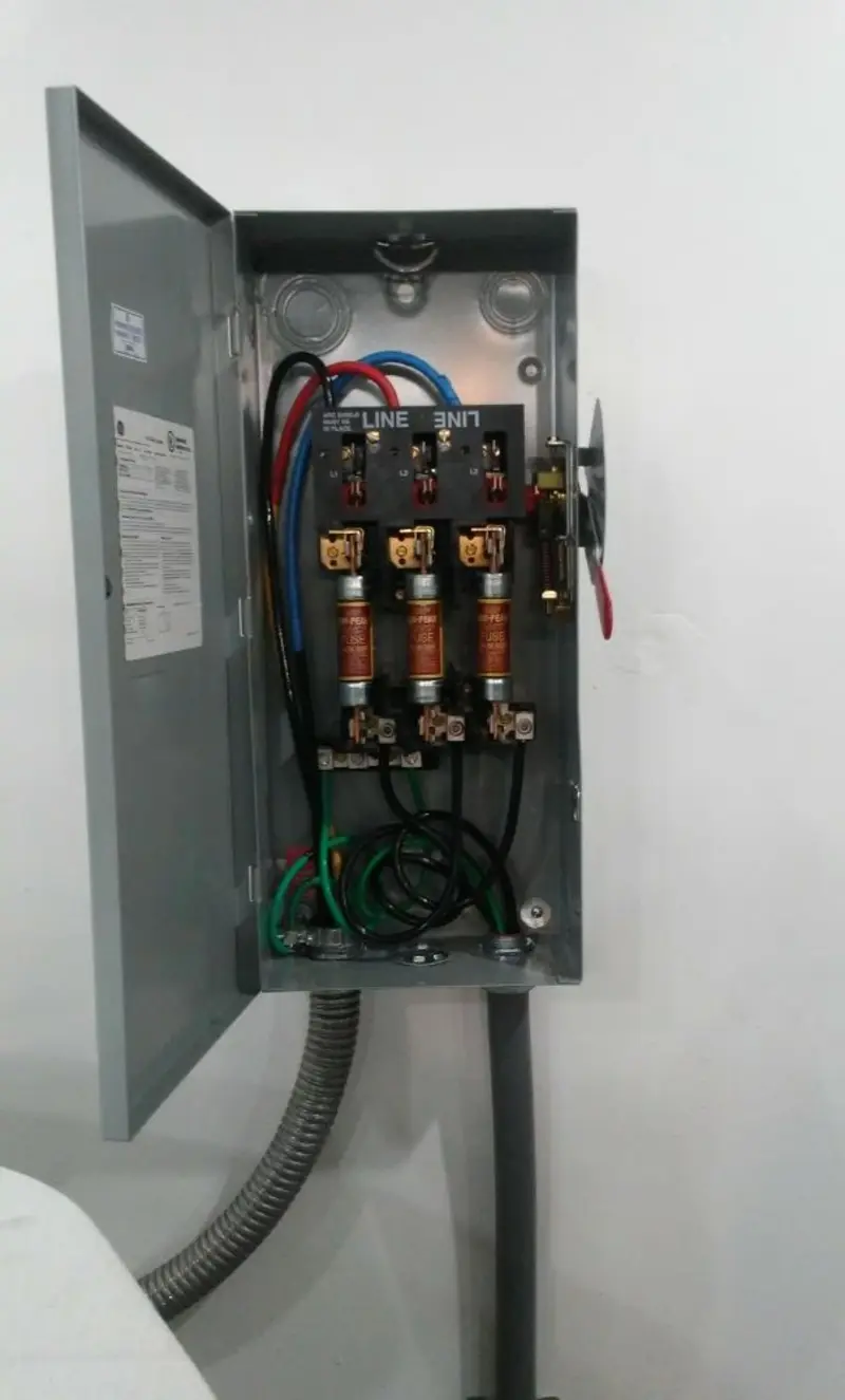 Three-phase disconnect switch installed for Smoke Detector Installation in Oswego